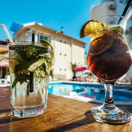 Hotel Complex Duni 3*