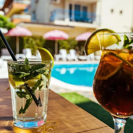 Hotel Complex Duni 3*