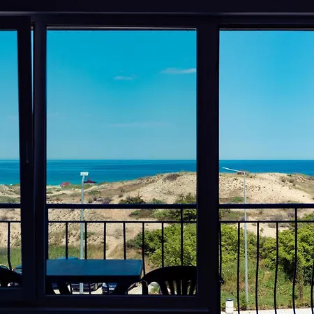 מלון Complex Duni 3*