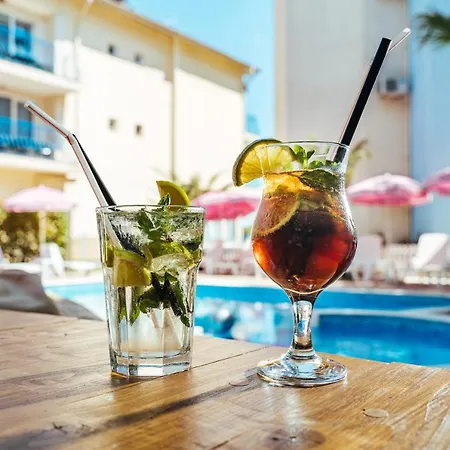 מלון Complex Duni