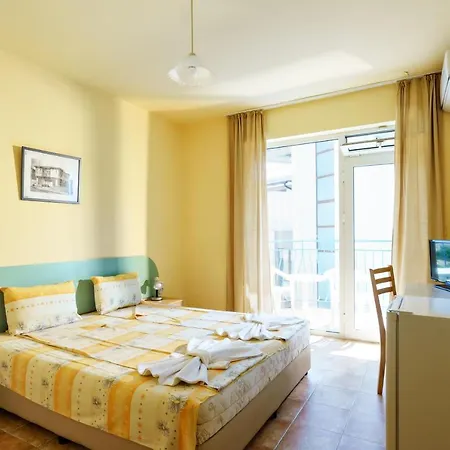 מלון Complex Duni